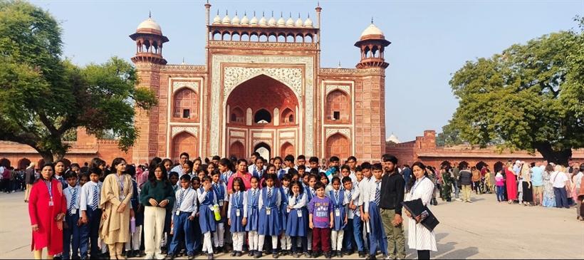 Students on an educational trip